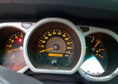 2004 Toyota 4Runner Sr5 z USA, uszkodzony, nr VIN JTEZU14R148019931